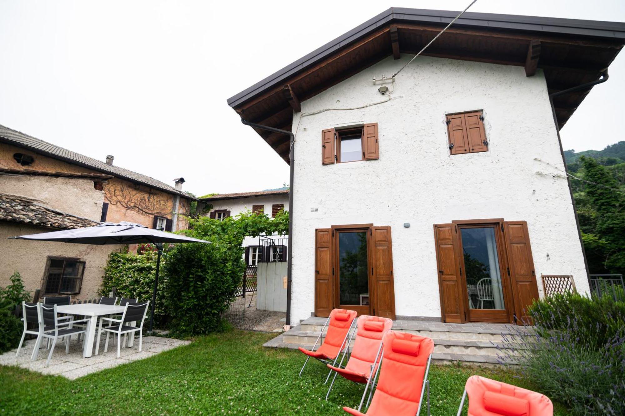 Cottage Lavanda E Rosmarino Lavis Exterior photo